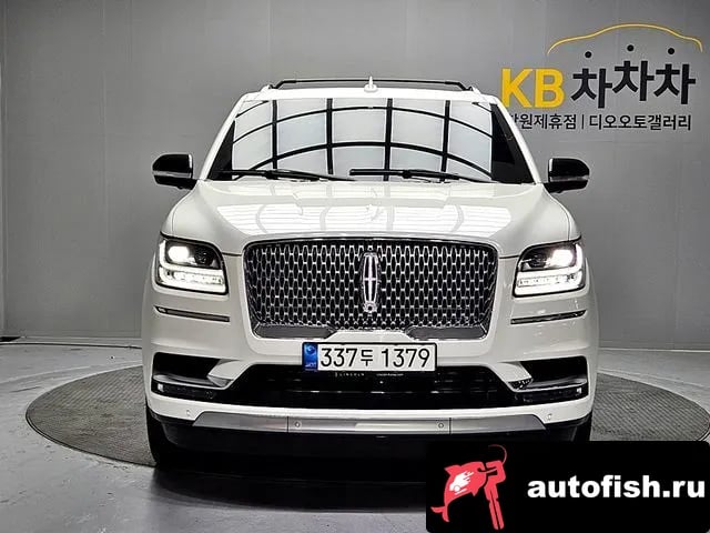 Lincoln Navigator Navigator 4th generation 2021 года - похожие автомобили