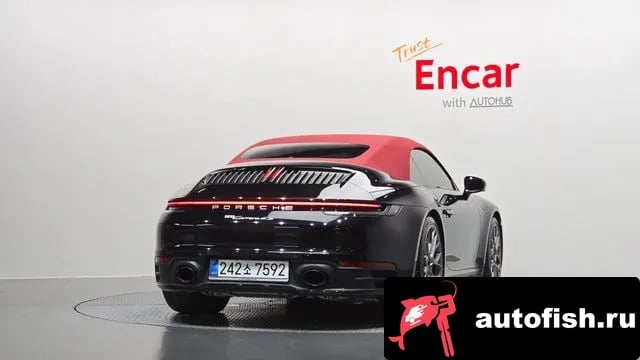 Porsche 911 911 (992) 2025 года - вид 4