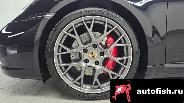 Porsche 911 911 (992) 2025 года - вид 5