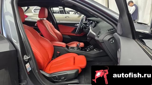 BMW 1-Series 1 Series (F40) 2021 года - похожие автомобили