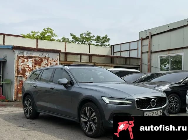 Volvo V60 V60 Cross-country 2nd Generation 2019 года - похожие автомобили