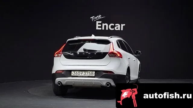 Volvo V40 V40 Cross-Country 2019 года - вид 4
