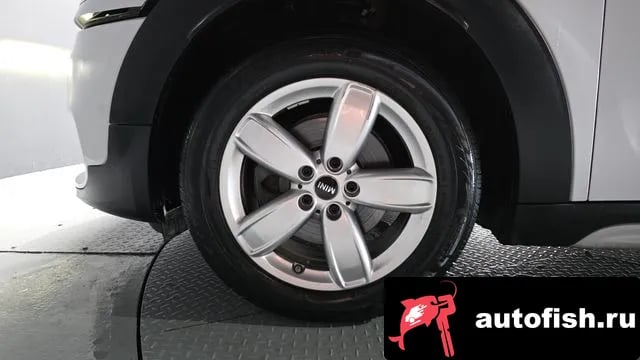 Mini Countryman Cooper Country Man 2018 года - вид 5