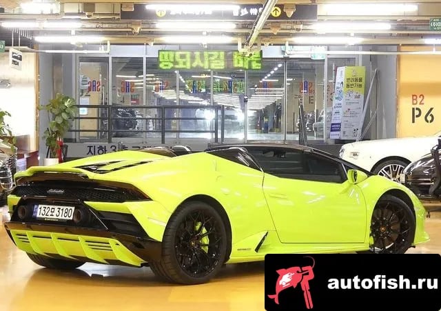 Lamborghini Huracan Urakan 2022 года - вид 3