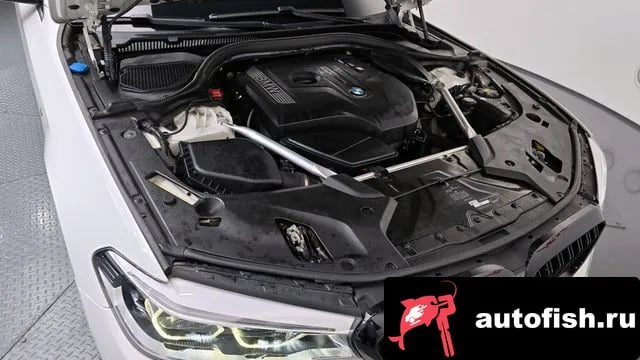BMW 5-Series 5 Series (G30) 2018 года - вид 6