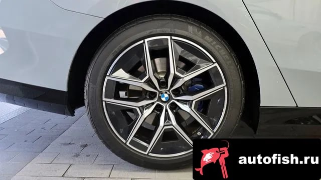BMW 5-Series 5 Series (G60) 2024 года - вид 5