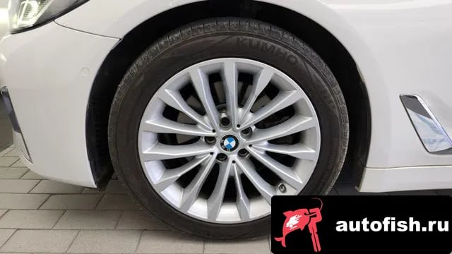 BMW 5-Series 5 Series (G30) 2022 года - вид 5