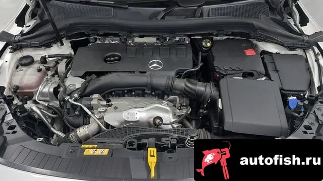Mercedes-Benz GLA-Class GLA - Class H247 2023 года - вид 6