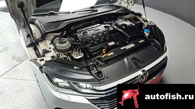 Volkswagen Arteon Atheon 2019 года - вид 6