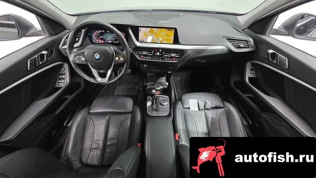 BMW 1-Series 1 Series (F40) 2022 года - похожие автомобили