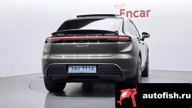 Porsche Macan Makan EV 2025 года - вид 4