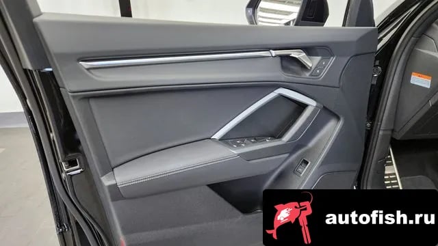 Audi Q3 Q3 (F3) 2025 года - похожие автомобили