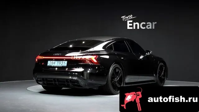 Audi RS e-tron GT RS e-Tron GT 2022 года - вид 2