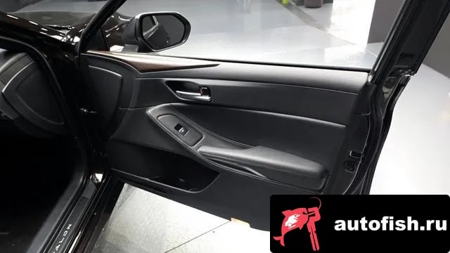 Toyota Avalon Avalon 5th Generation 2018 года - похожие автомобили