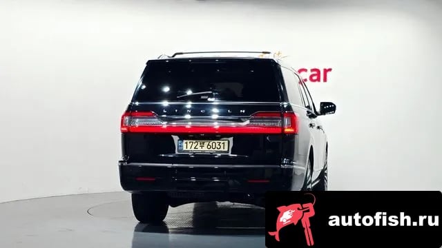 Lincoln Navigator Navigator 4th generation 2021 года - вид 4