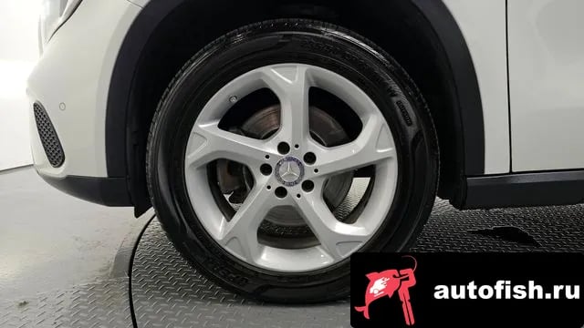 Mercedes-Benz GLA-Class GLA-Class X156 2018 года - вид 5
