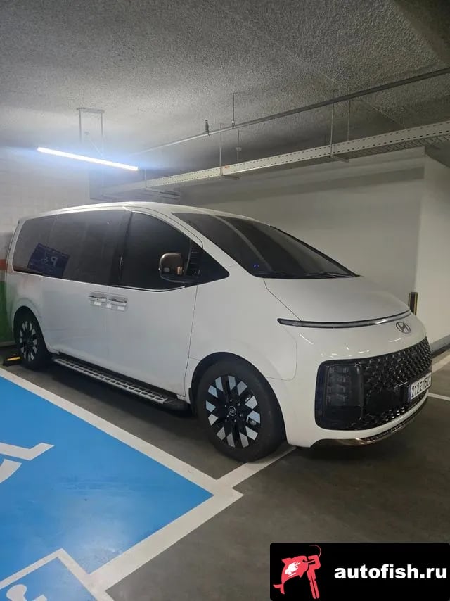 Hyundai Staria Staria 2025 года - вид 2