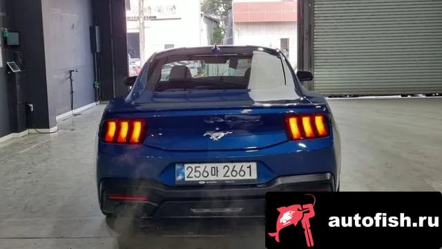 Ford Mustang Mustang 7th Generation 2025 года - вид 4