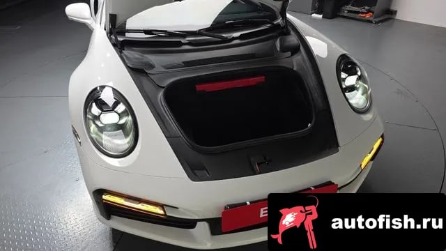 Porsche 911 911 (992) 2024 года - вид 6