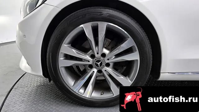 Mercedes-Benz C-Class C-Class W205 2018 года - вид 4