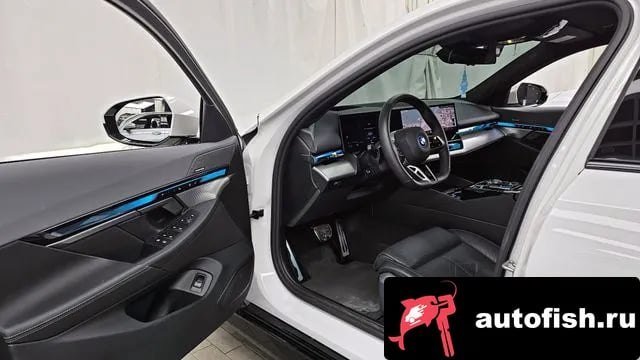 BMW i5 i5 (G60) 2024 года - похожие автомобили