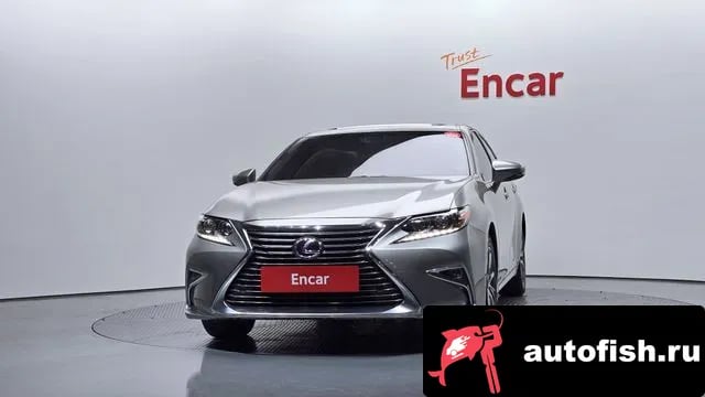Lexus ES New ES300h 2018 года - вид 3