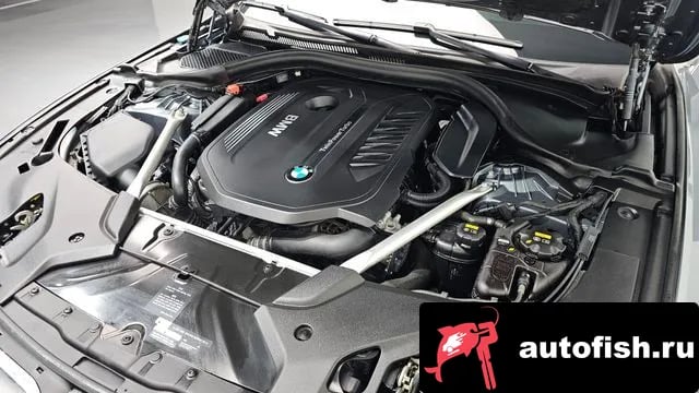 BMW 5-Series 5 Series (G30) 2018 года - вид 6
