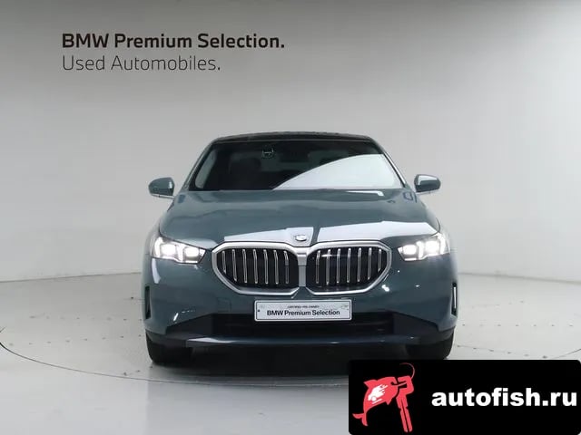 BMW 5-Series 5 Series (G60) 2025 года - вид 2