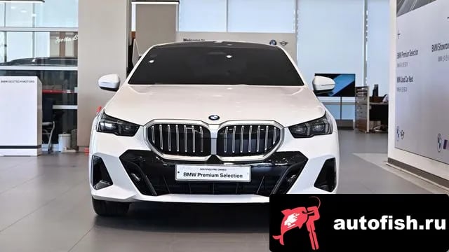 BMW 5-Series 5 Series (G60) 2025 года - вид 3