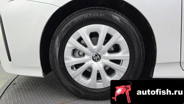 Toyota Prius Prius 4th Generation 2022 года - вид 5