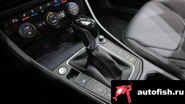 Volkswagen Jetta 7th Generation of Zeta 2023 года - похожие автомобили