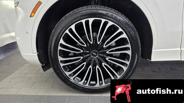 Lincoln Aviator Aviator 2nd generation 2022 года - вид 5