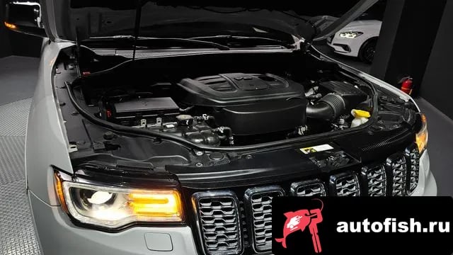 Jeep Cherokee Grand Cherokee 2020 года - вид 6