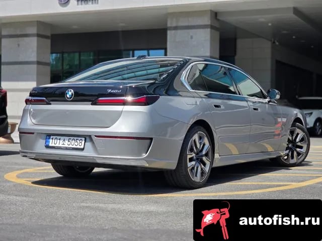 BMW 7-Series 7 Series (G70) 2024 года - вид 4