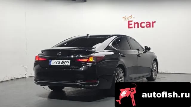Lexus ES ES300h 7th generation 2023 года - вид 2