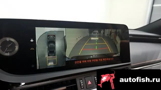 Lexus ES ES300h 7th generation 2023 года - похожие автомобили