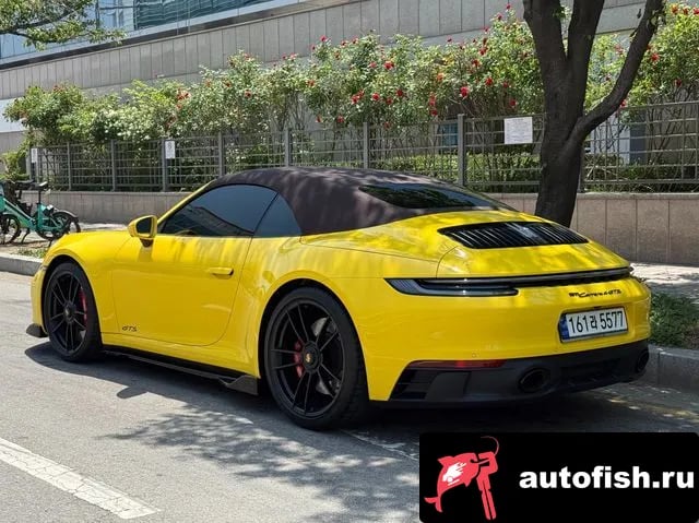 Porsche 911 911 (992) 2023 года - вид 4
