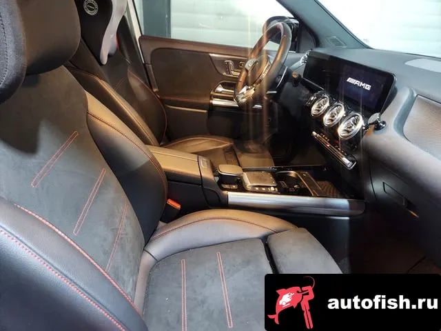 Mercedes-Benz GLA-Class GLA - Class H247 2023 года - вид 4