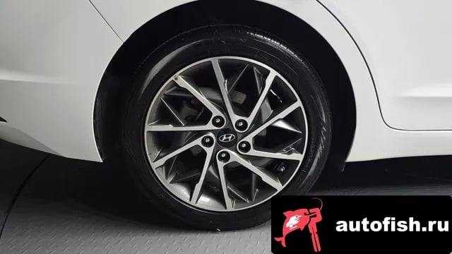 Hyundai AVANTE The New Avante AD 2019 года - вид 5