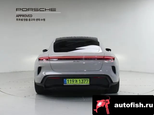 Porsche Taycan Taikan 2025 года - вид 4