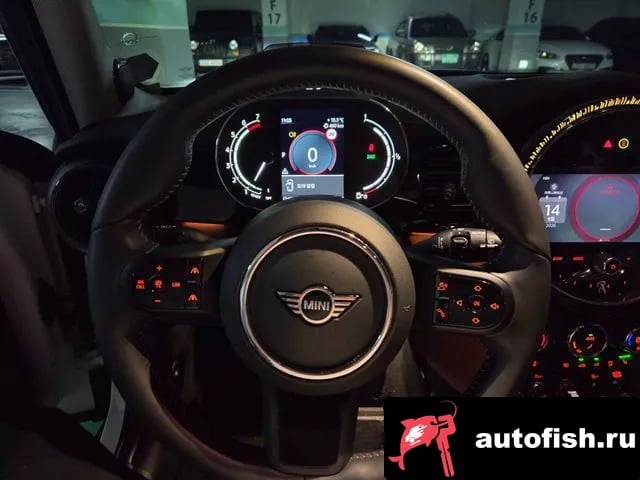 Mini Cooper Cooper S 2024 года - вид 6