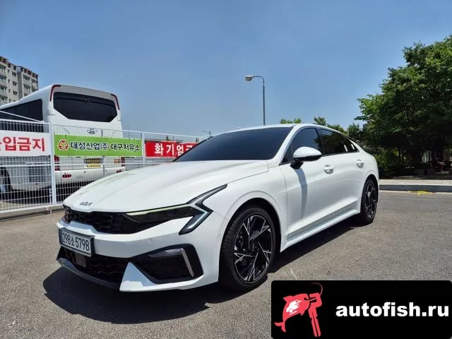 Kia K5 The New K5 3rd generation 2024 года - автомобиль из Южной Кореи