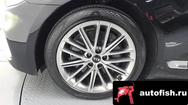 Kia K9 More K9 2018 года - похожие автомобили