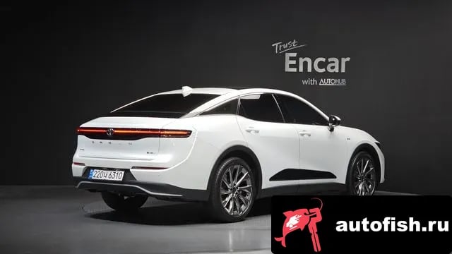 Toyota Crown Crown Crossover 2024 года - вид 2