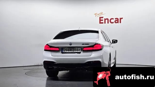 BMW 5-Series 5 Series (G30) 2018 года - вид 4