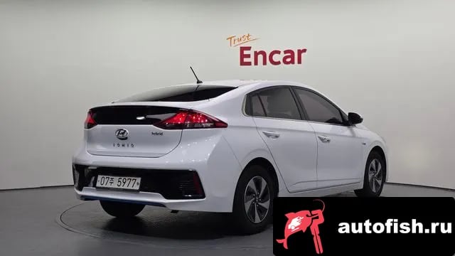Hyundai Ioniq Ionic Hybrid 2019 года - вид 2