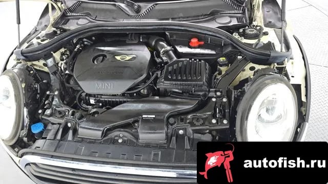 Mini Clubman Cooper Clubman 2018 года - вид 6