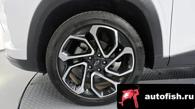 Chevrolet (GM Daewoo) Trax Trax Crossover 2023 года - вид 5