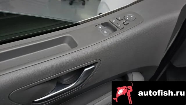 Hyundai Staria Staria 2022 года - похожие автомобили