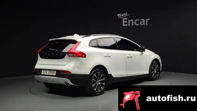 Volvo V40 V40 Cross-Country 2019 года - вид 2